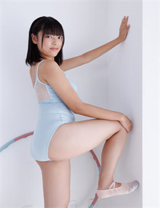 《扒开女人下面猛躁视频-午夜三级剧场我妻子的新妈妈》