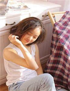 《大胸喂奶秘书3p高H-行尸走肉第5季》